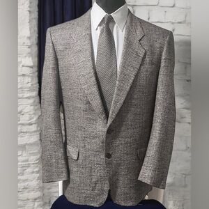 Walter Pye’s Men's Elegant Gray Silk Blazer Amazingly Crafted Guaranteed Posh!